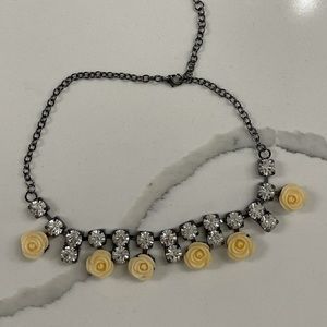 Very blingy wow piece statement necklace choker